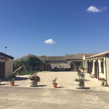 Oasi Di Cava Ispica Villa Pietre Nere San Zagaria Exteriör bild