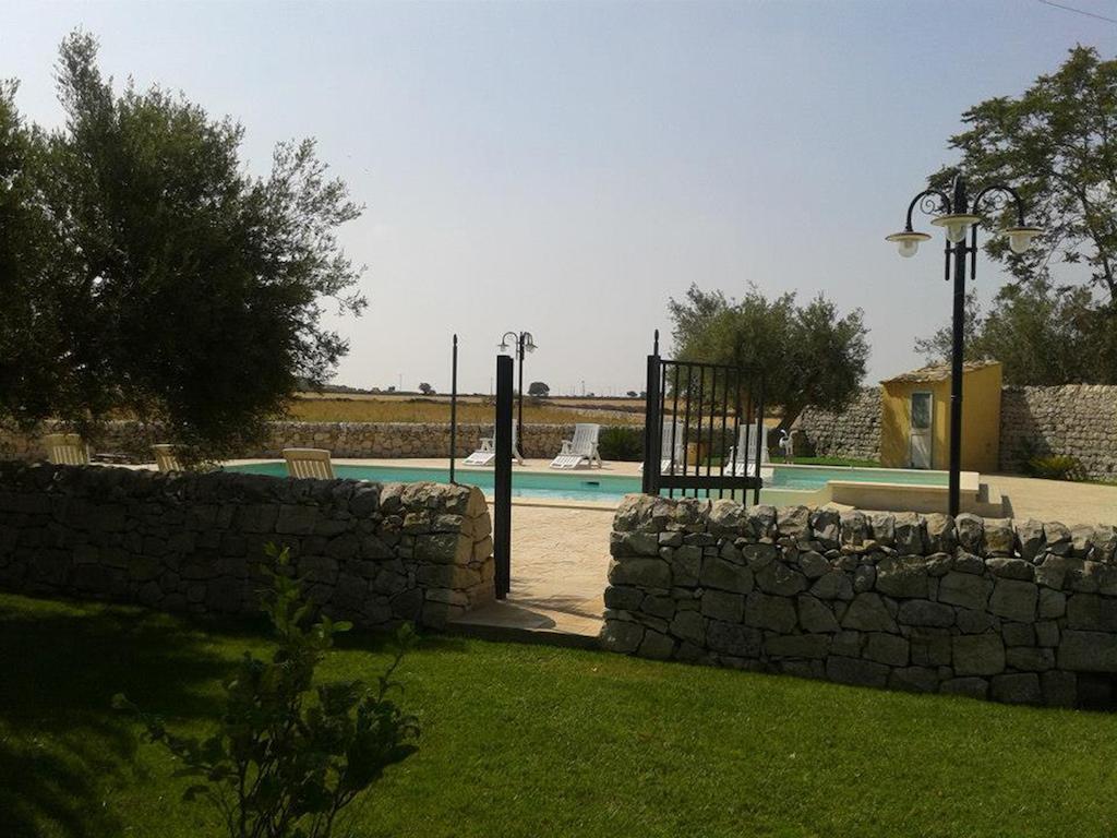 Oasi Di Cava Ispica Villa Pietre Nere San Zagaria Exteriör bild