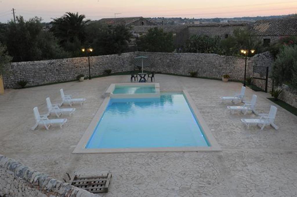 Oasi Di Cava Ispica Villa Pietre Nere San Zagaria Exteriör bild