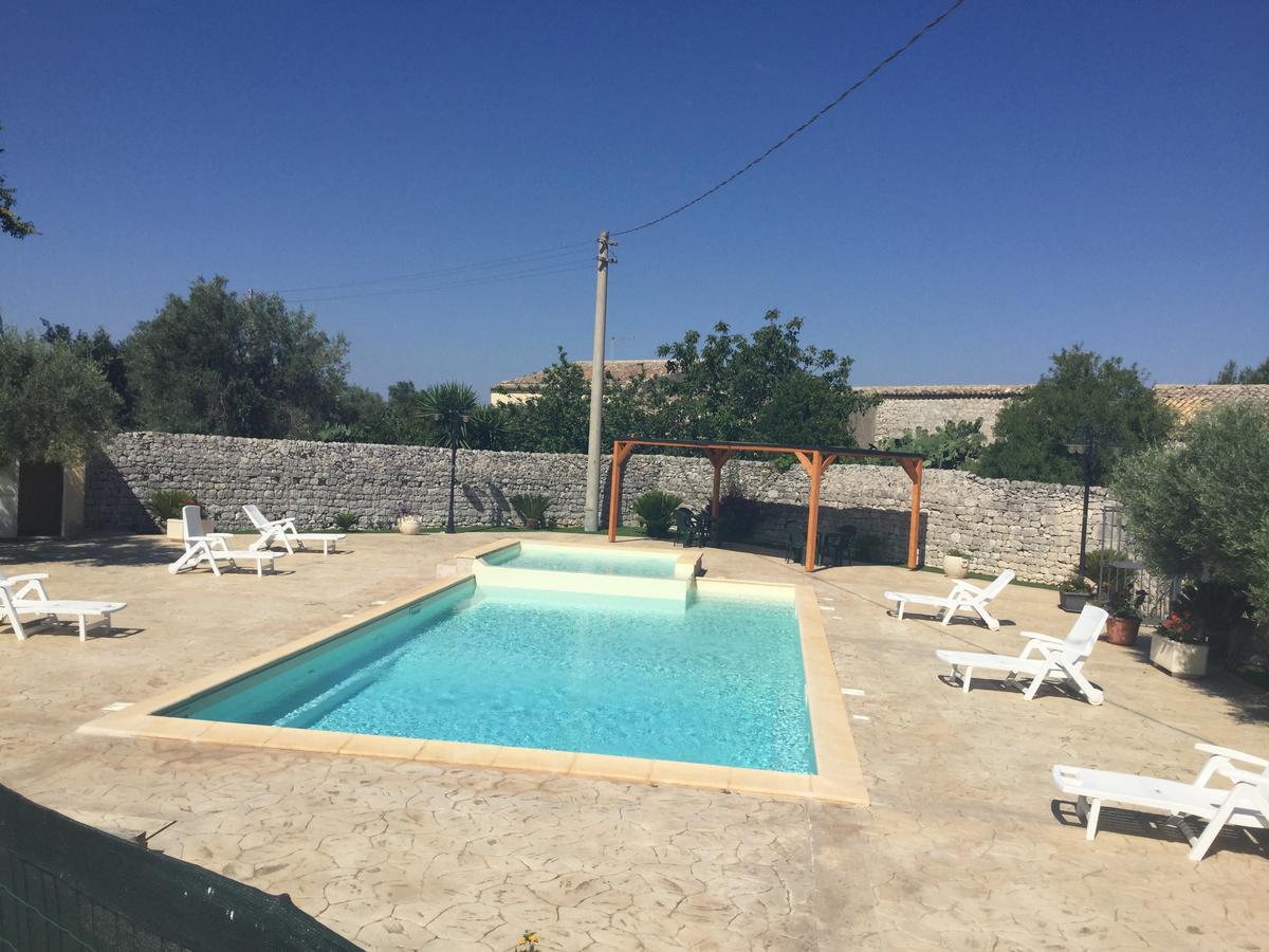 Oasi Di Cava Ispica Villa Pietre Nere San Zagaria Exteriör bild
